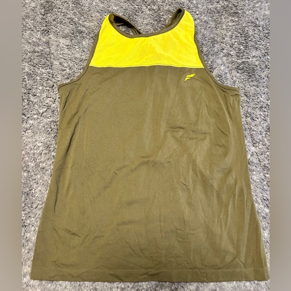 Flag Nor Fail activewear set size small - Picture 5 of 6